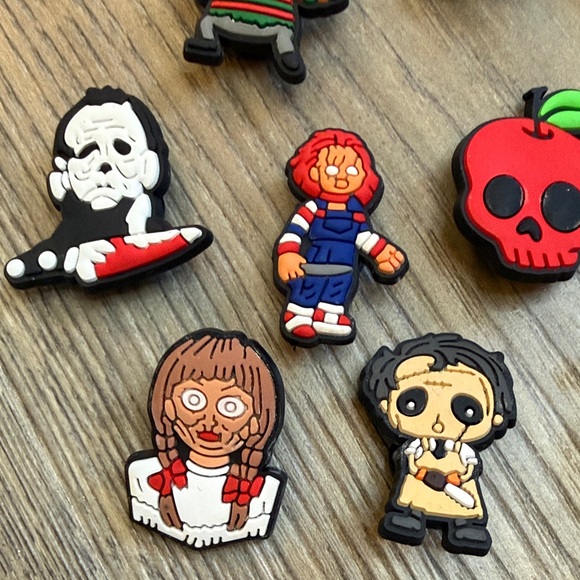 Horror Character Shoe Charms Set - Picture 2 of 8
